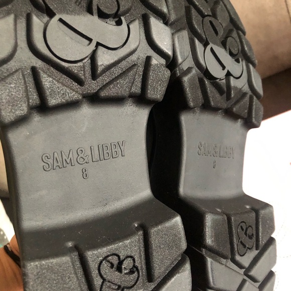 Sam and Libby Julia Chelse bootie . Woman’s size 8 
NWT.  Box not included. - Picture 4 of 7